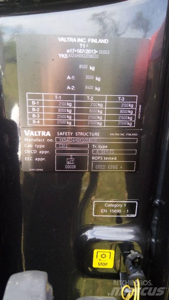Valtra A 124 Traktorer