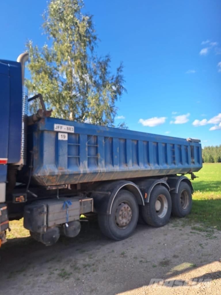 Sisu E12 Tippbil