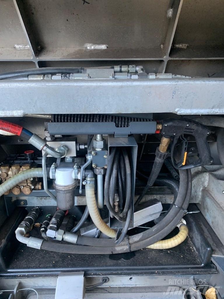 Hako 1600 1600 MPV/redskapsbærer