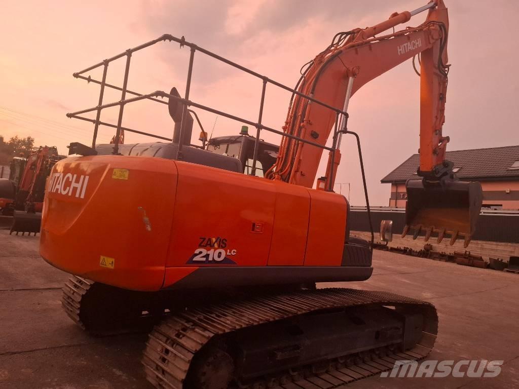 Hitachi 210LC Beltegraver