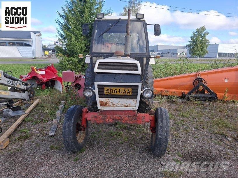 Case IH 1490 Traktorer