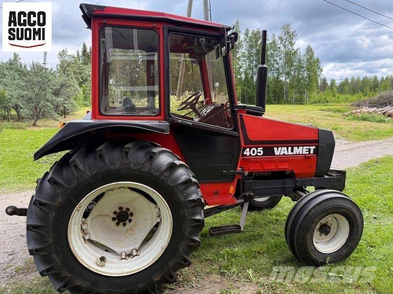 Valmet 405 -2 Traktorer