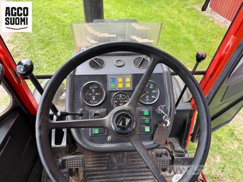Valmet 405 -2 Traktorer