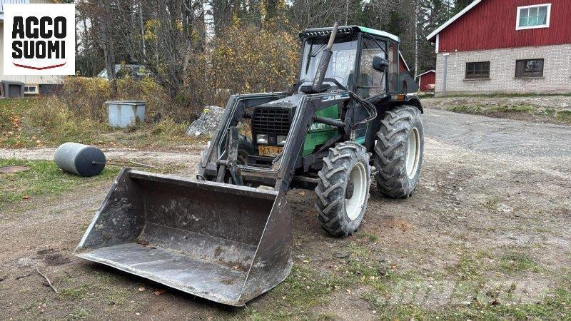 Valmet 455 Traktorer