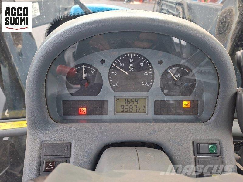 Valtra 6750 HITECH Traktorer