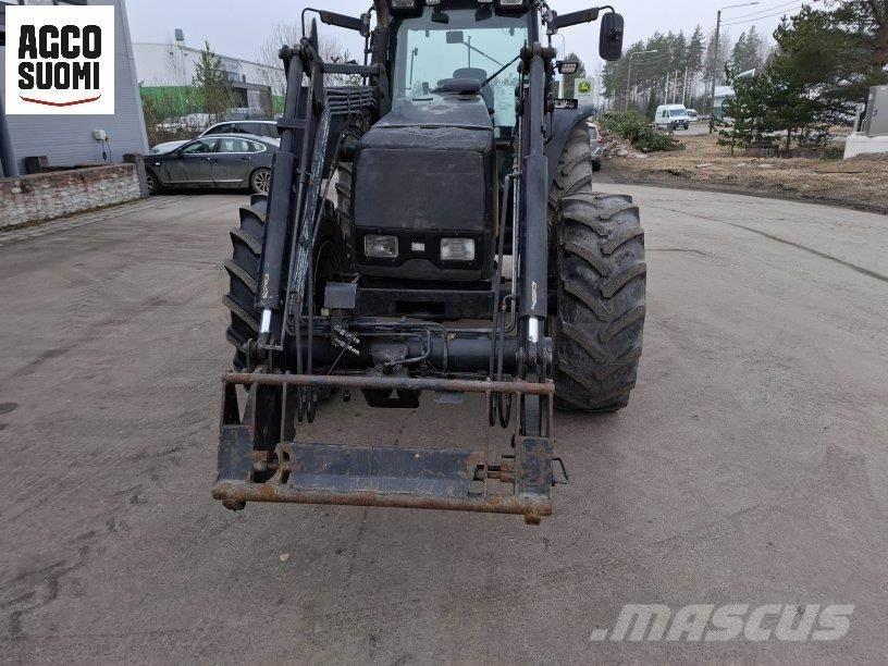 Valtra 8450 HITECH Traktorer