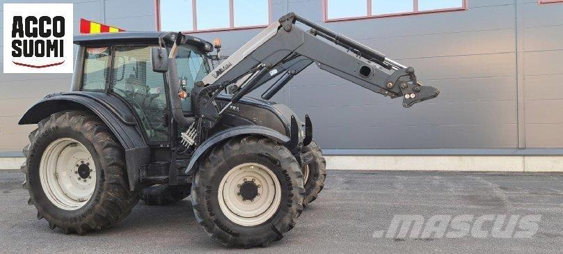 Valtra N121 HITECH Traktorer