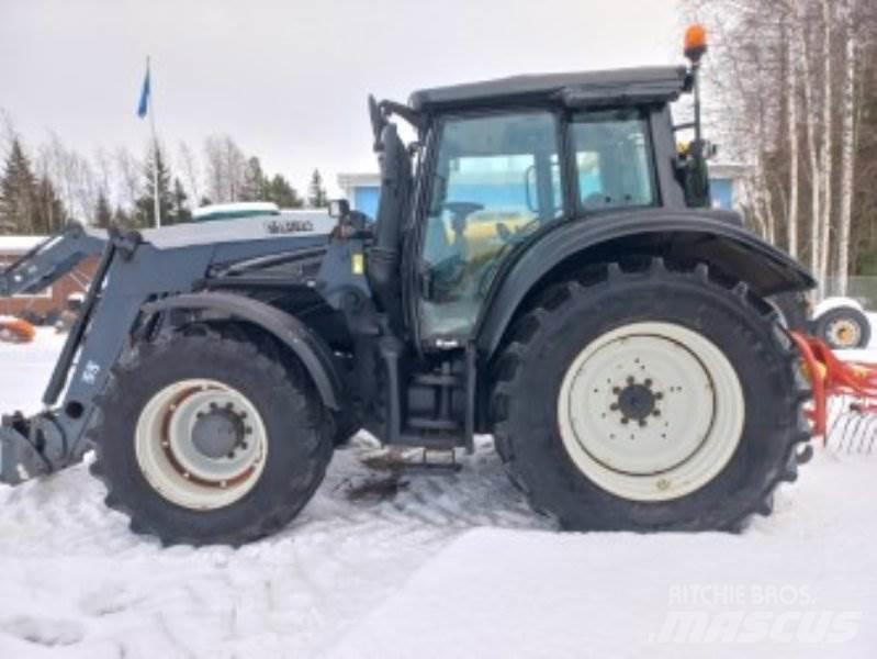 Valtra N142 DIRECT Traktorer