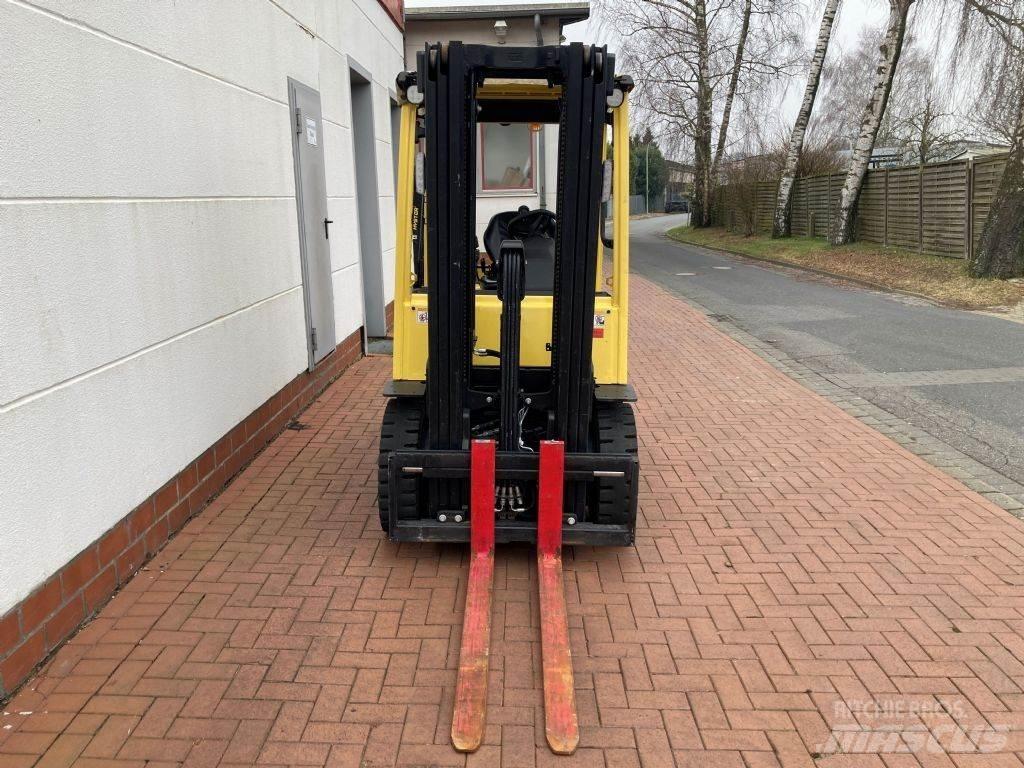 Hyster H 2.5A Diesel Trucker