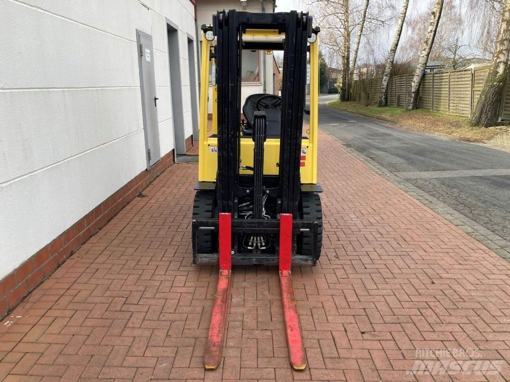 Hyster H 2.5A Diesel Trucker