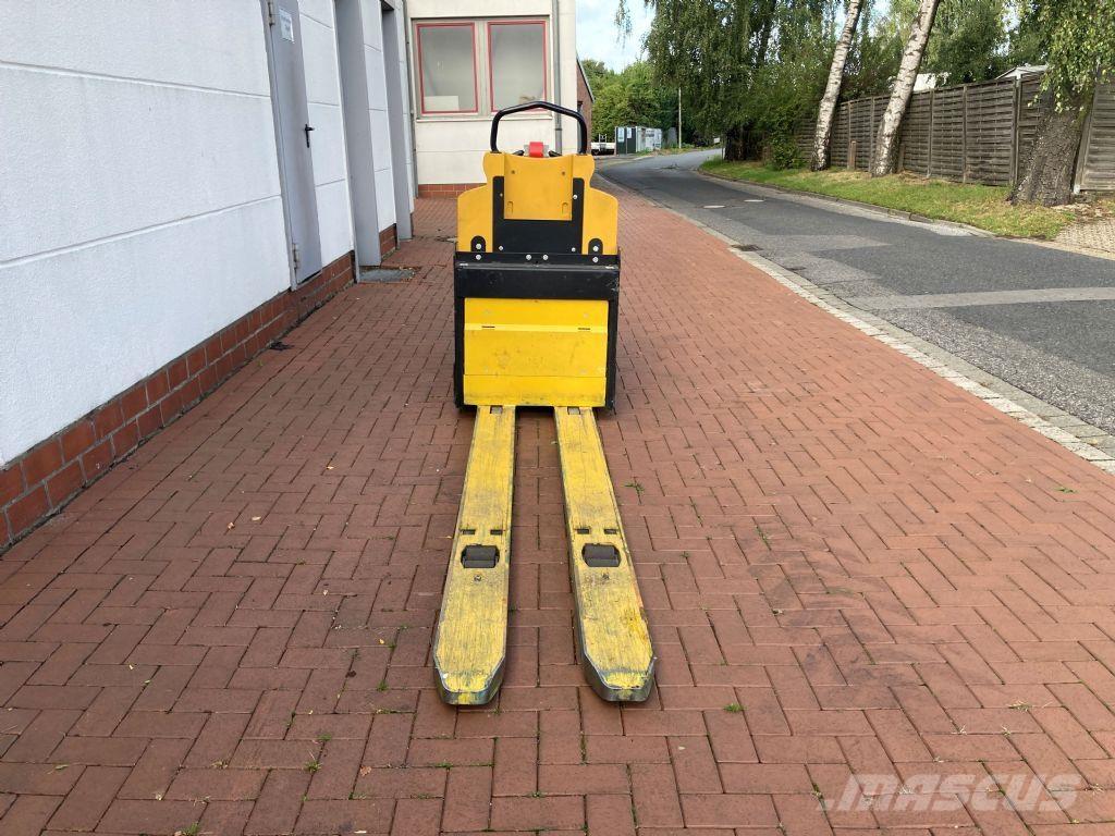 Yale MO 25 Lavtløftende plukketruck