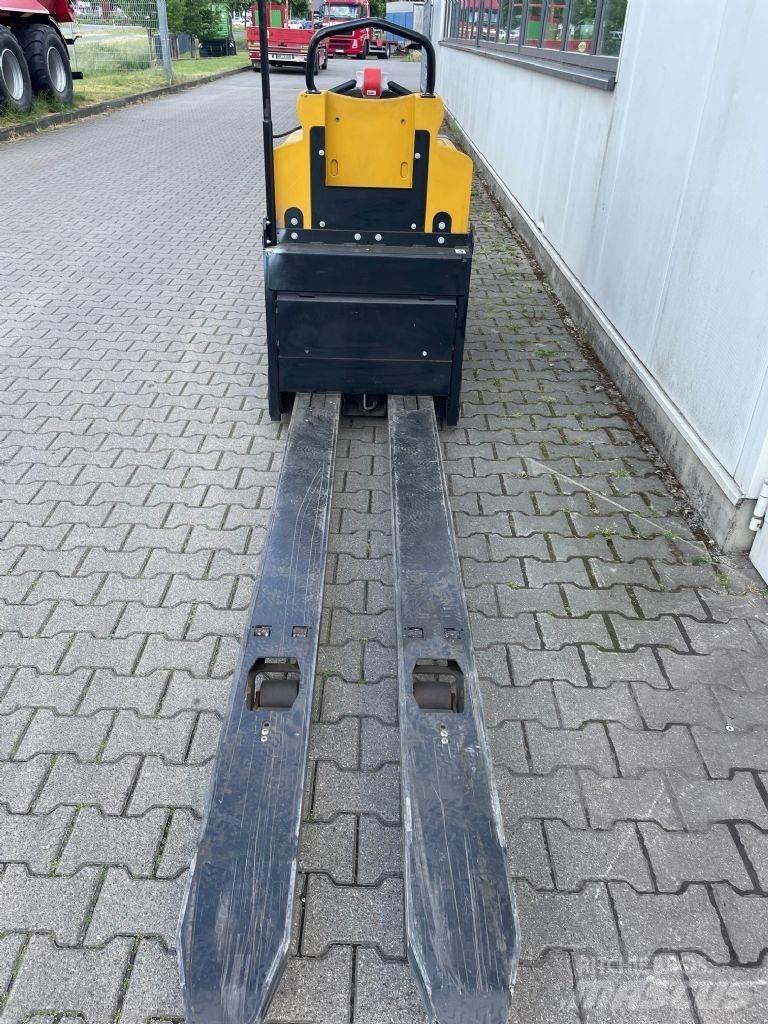 Yale MO 25 Lavtløftende plukketruck