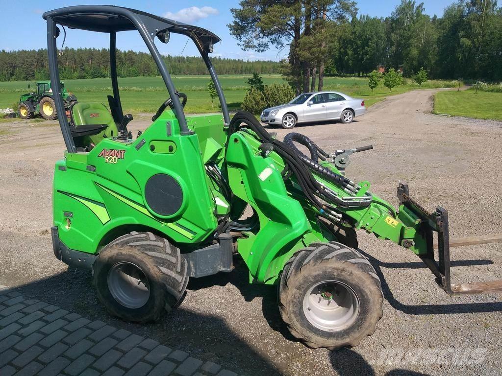 Avant R20 Kompaktlaster