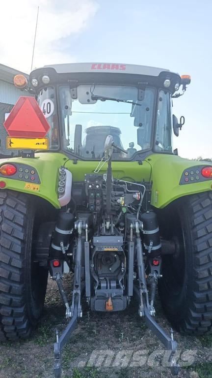CLAAS 420 Traktorer