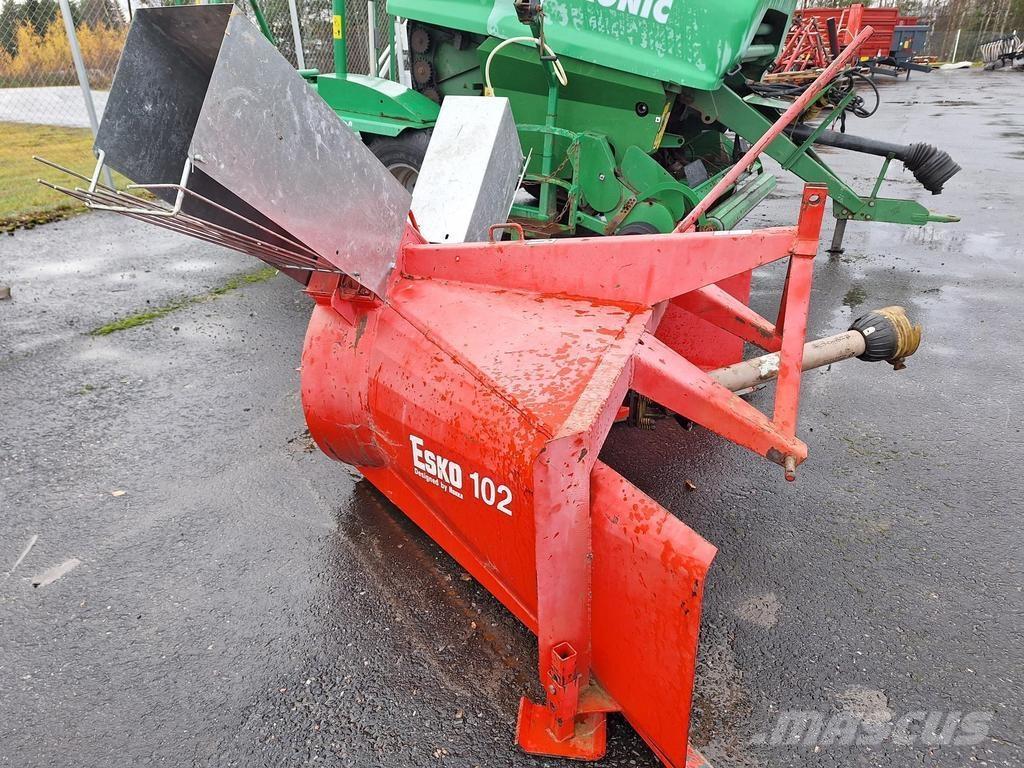Esko 102 Snøfresere