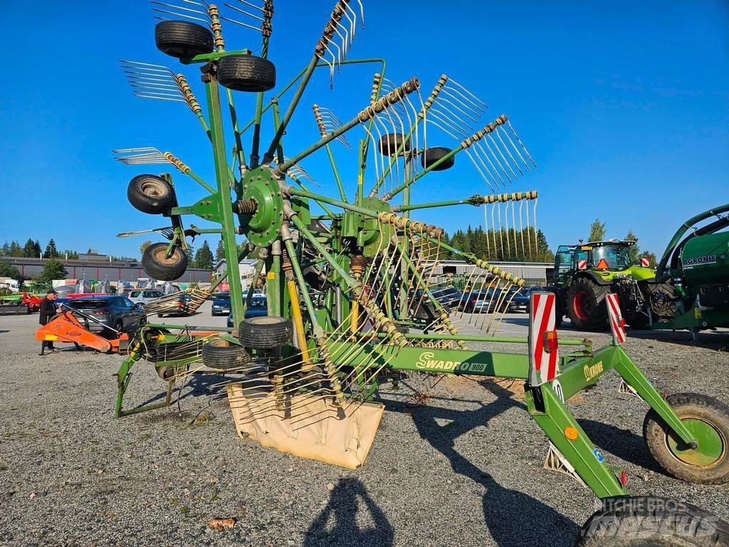 Krone 900 Raker og høyvendere