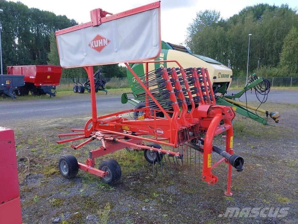 Kuhn 4321 Raker og høyvendere