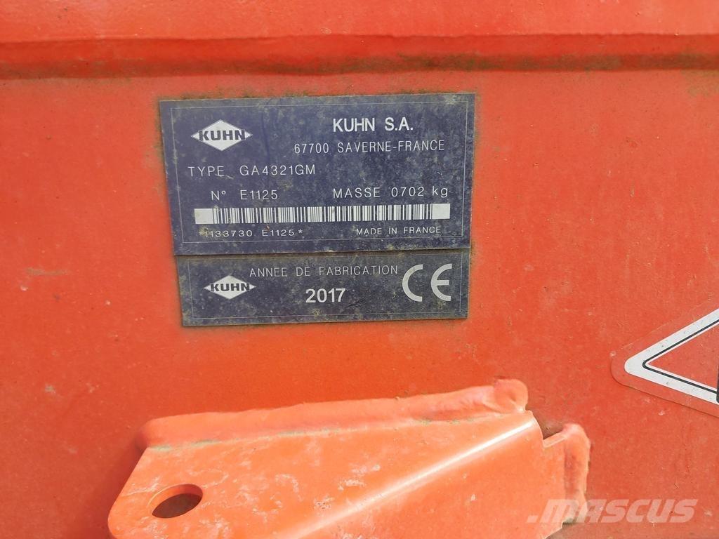 Kuhn 4321 Raker og høyvendere