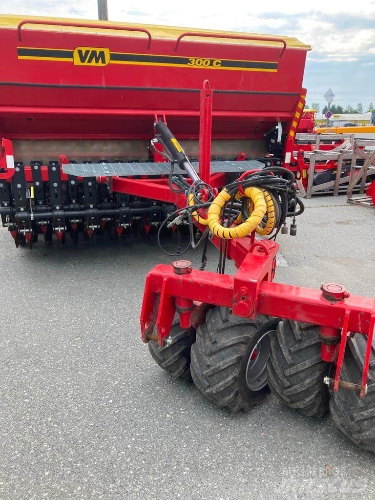 VM 300 Kombinerte såmaskiner