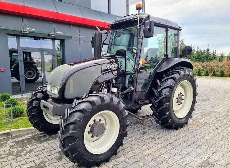 Valtra A93 Traktorer
