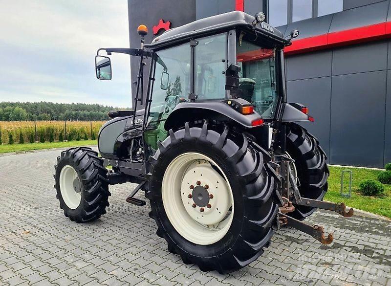 Valtra A93 Traktorer