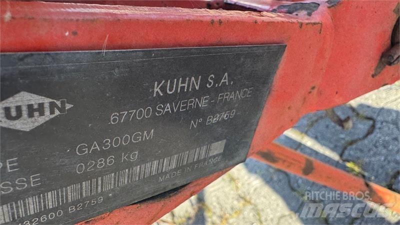 Kuhn GA300GM Raker og høyvendere