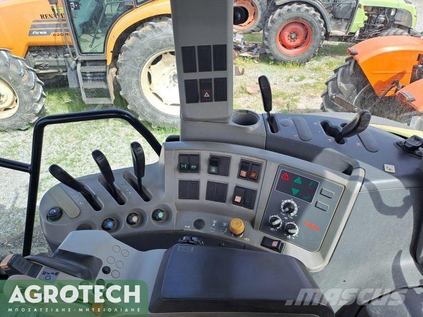 CLAAS AXION 810 CIS Traktorer