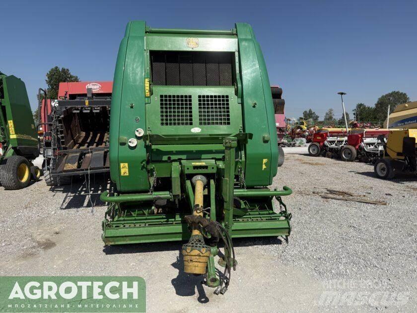 John Deere 864 Rundballepresser