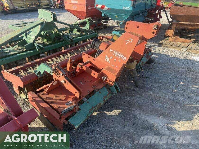 Kverneland NGM 251 Traktorer