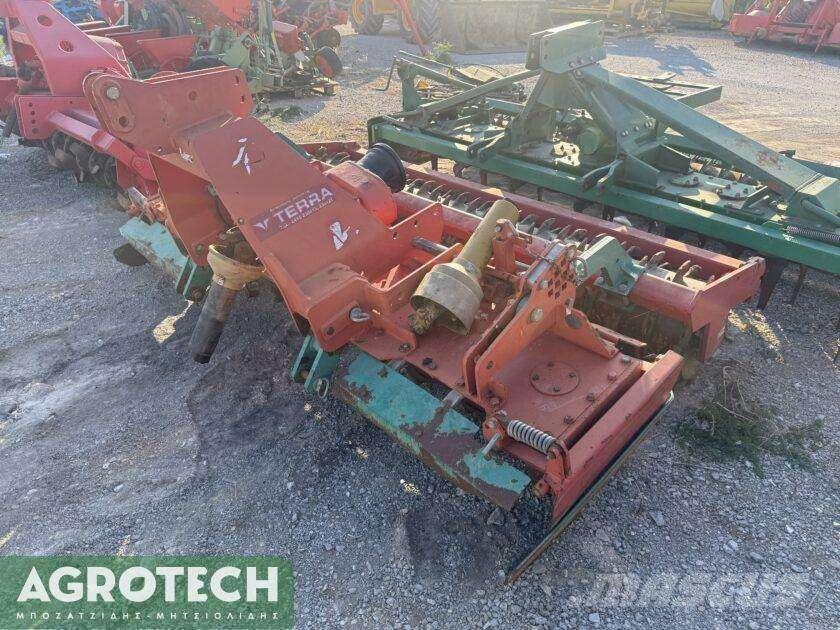 Kverneland NGM 251 Traktorer