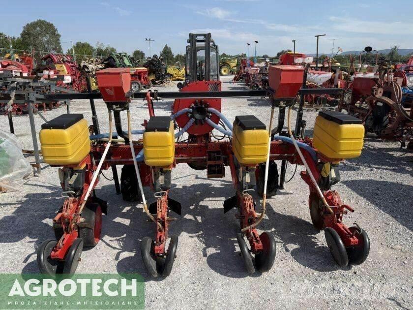 MaterMacc MS 8200 Traktorer