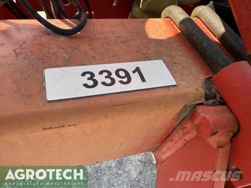 MaterMacc MS 8200 Traktorer