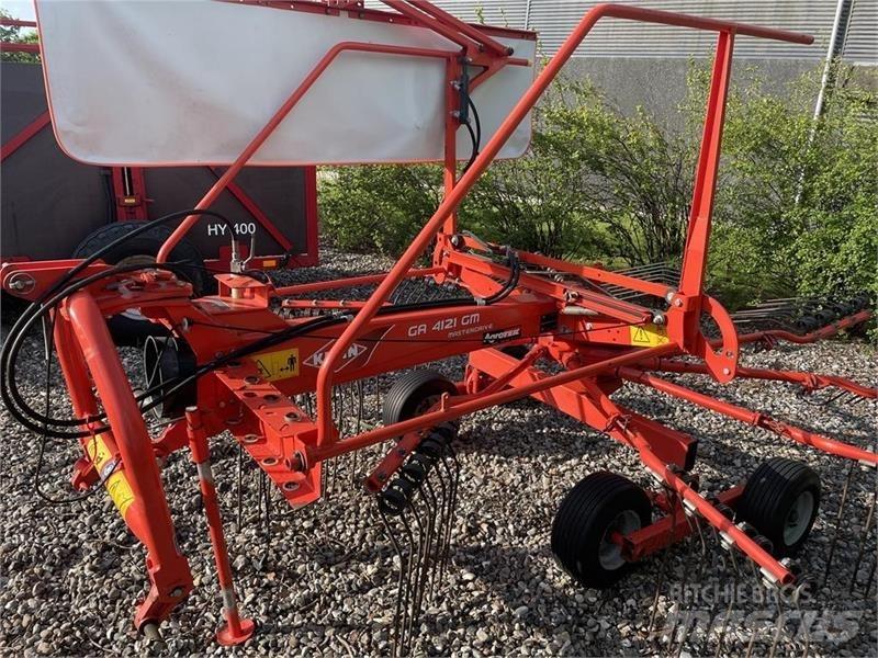 Kuhn GA4121GM Raker og høyvendere