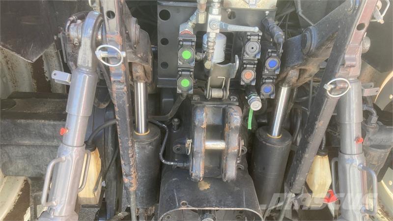 Valtra T130 Traktorer