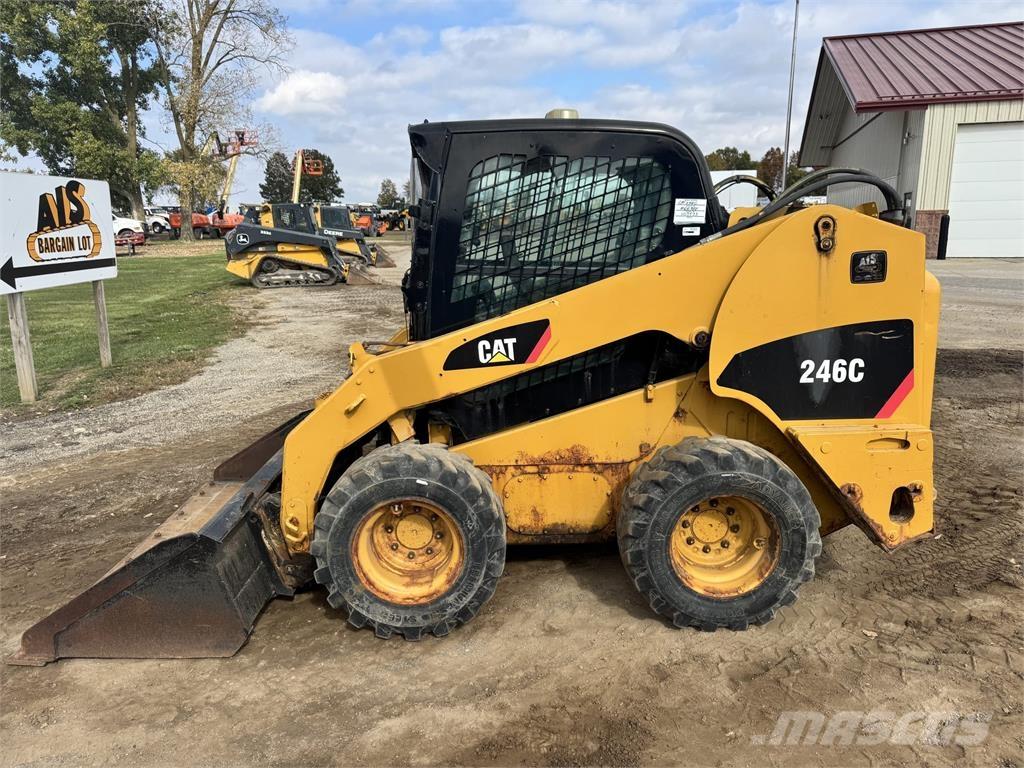 CAT 246C Kompaktlastere