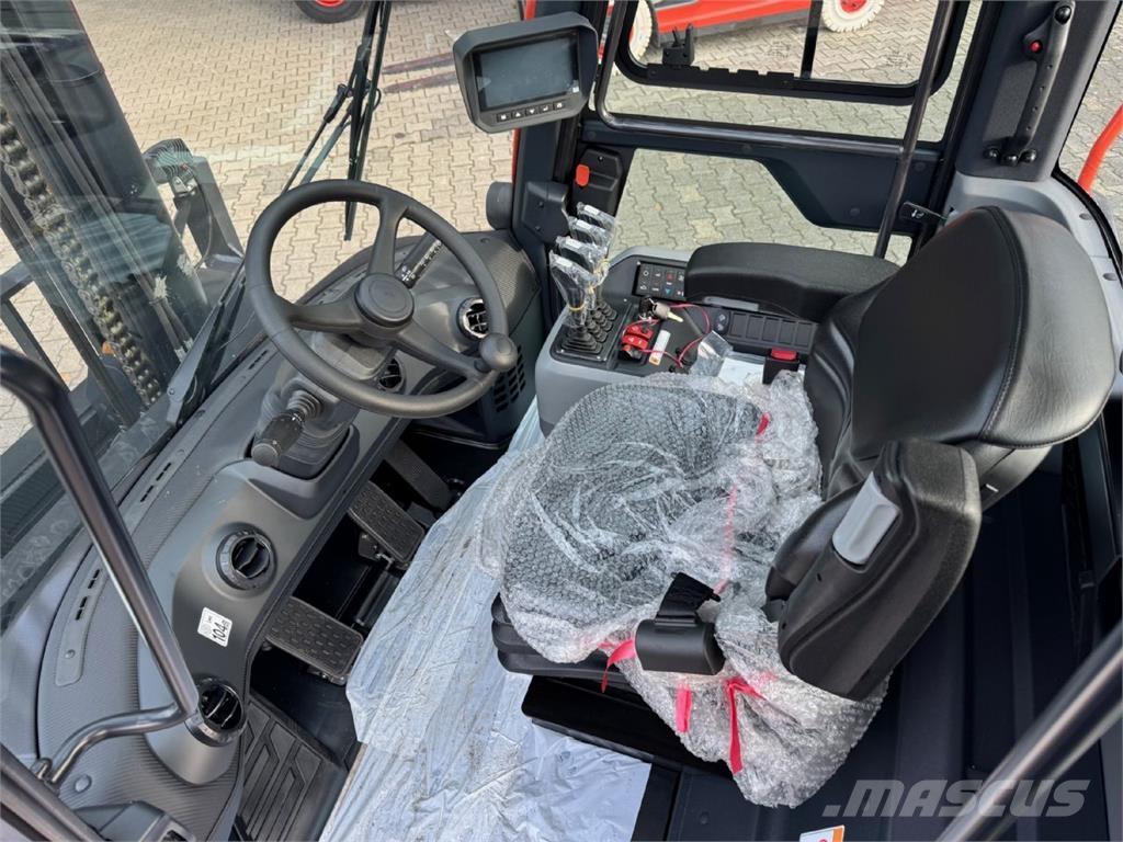 Bobcat D 90 S-9 Diesel Trucker