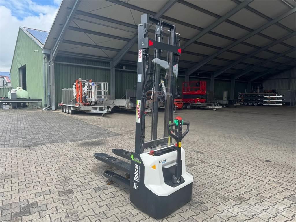 Bobcat LSM12N-7 i Ledestablere