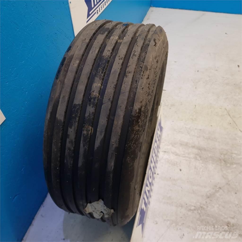  10.5/80-18 Dekk, hjul og felger
