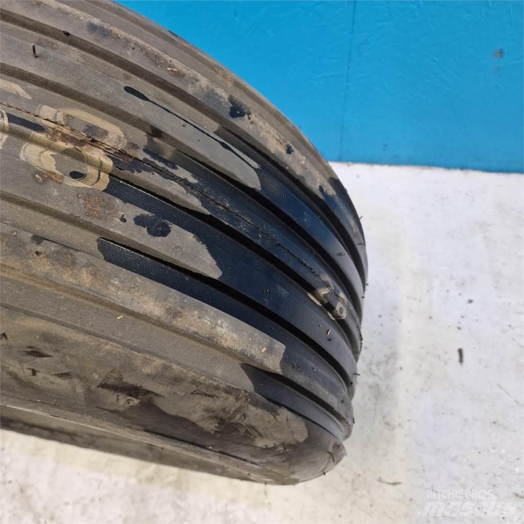  10.5/80-18 Dekk, hjul og felger