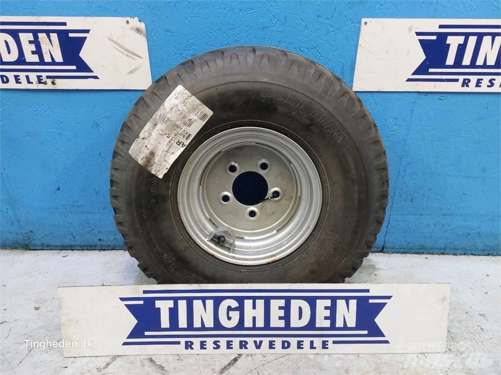  12 10.0/80-12 Dekk, hjul og felger