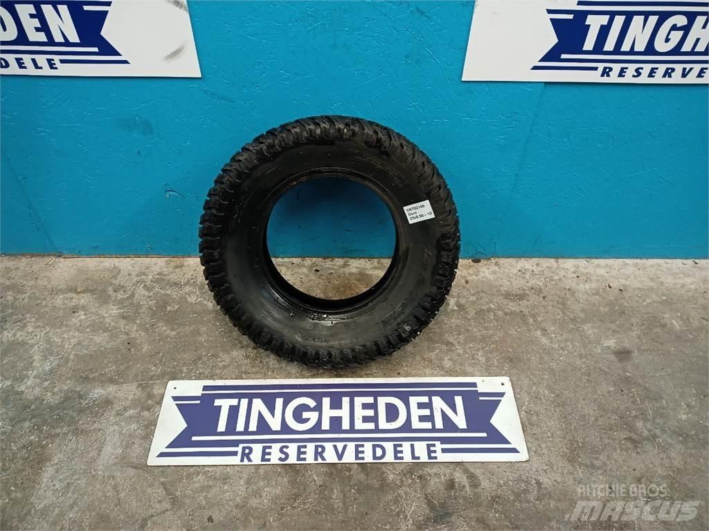 12 23X8.50-12 Dekk, hjul og felger