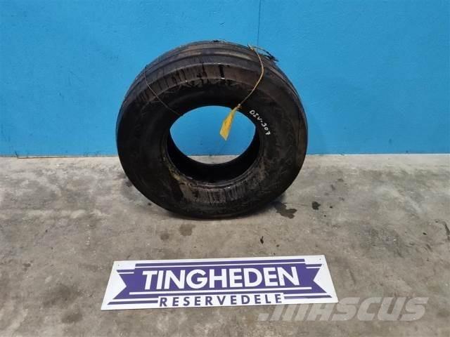  14 11L-14 Dekk, hjul og felger