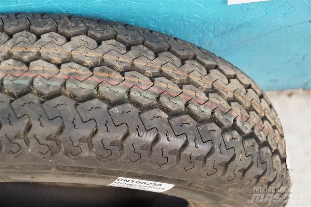  15 185R15C Dekk, hjul og felger