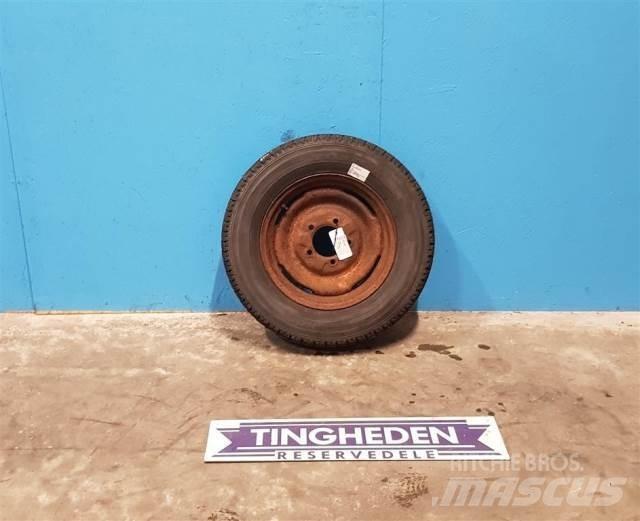  16 195/75R16 Dekk, hjul og felger