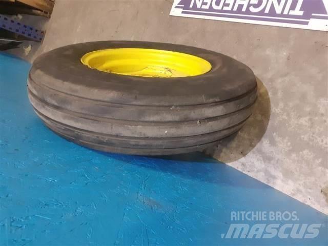 16 7.50-16 Dekk, hjul og felger