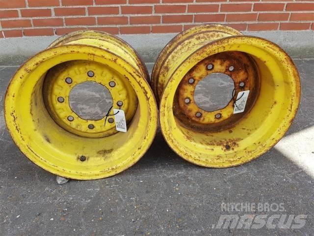  16 W10LX16 Dekk, hjul og felger