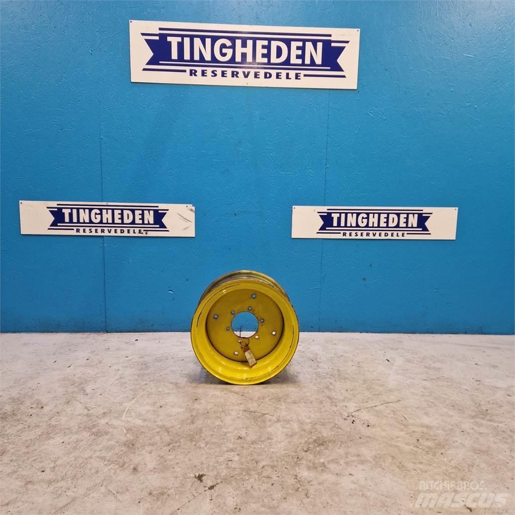  16 WH8Lx16 Dekk, hjul og felger