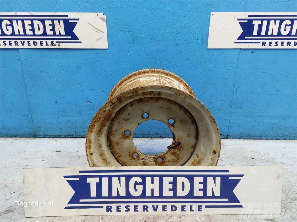  17 13.00X17 Dekk, hjul og felger