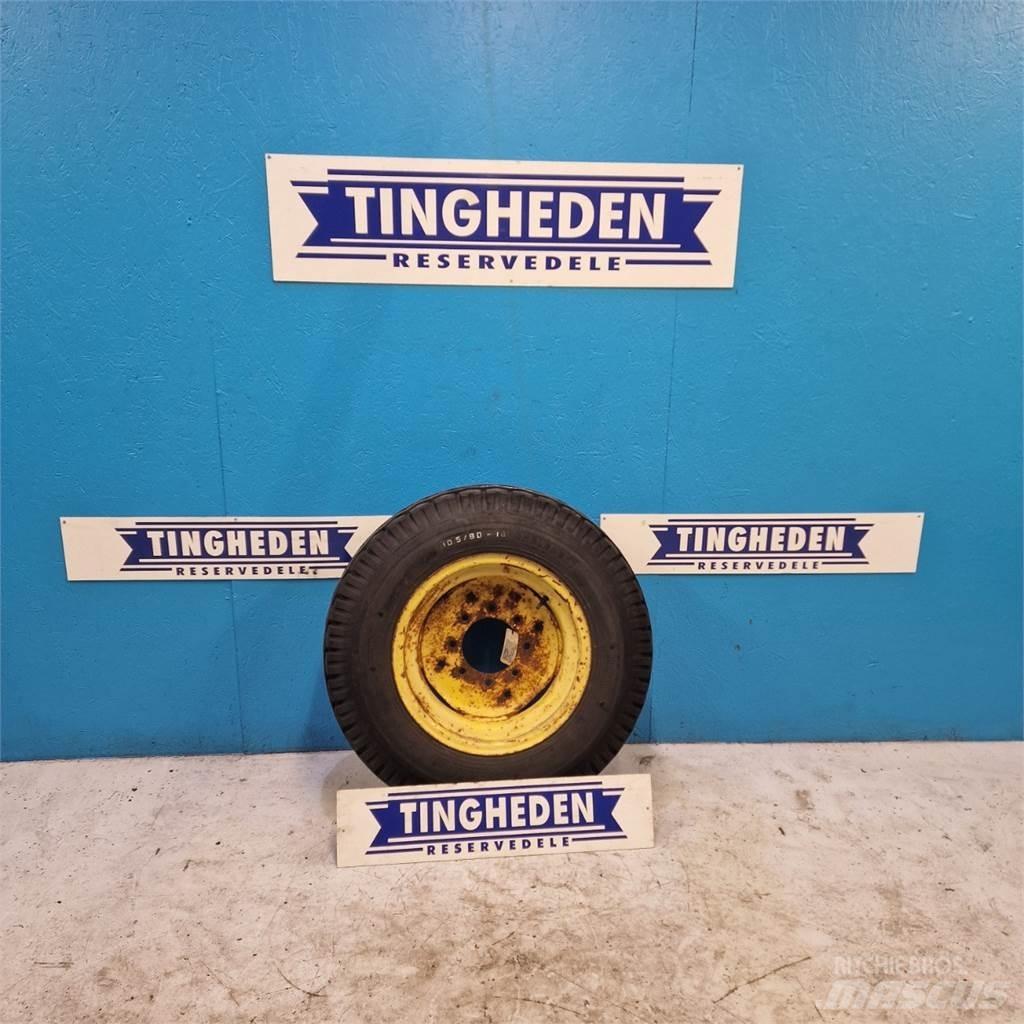  18 10.5/80-18 Dekk, hjul og felger