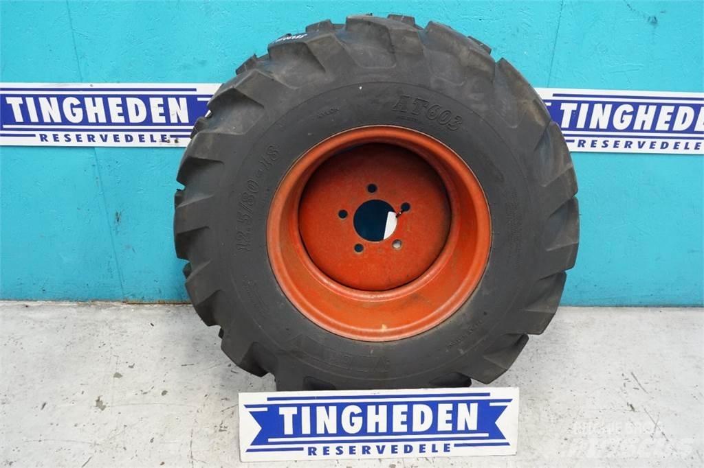  18 12.5/80-18 Dekk, hjul og felger